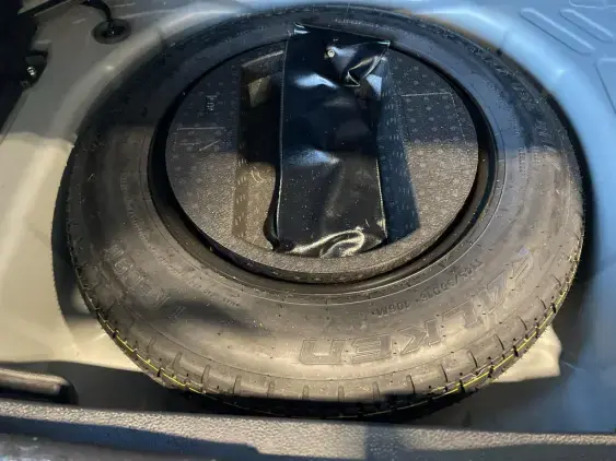 TOYOTA YARIS CROSS I - voiture d'occasion - Photo 17