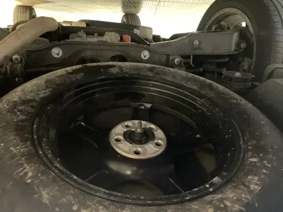 TOYOTA HIGHLANDER - voiture d'occasion - Photo 17