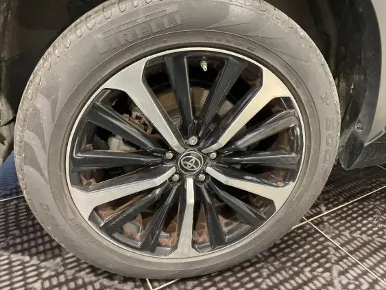 TOYOTA HIGHLANDER - voiture d'occasion - Photo 25