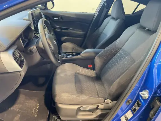 TOYOTA C-HR - voiture d'occasion - Photo 18