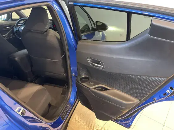 TOYOTA C-HR - voiture d'occasion - Photo 20