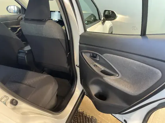 TOYOTA YARIS CROSS I - voiture d'occasion - Photo 20