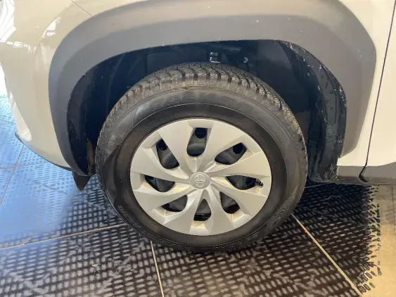 TOYOTA YARIS CROSS I - voiture d'occasion - Photo 23