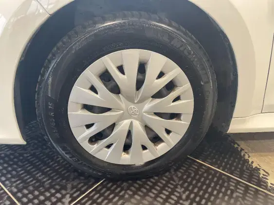 TOYOTA YARIS IV - voiture d'occasion - Photo 23