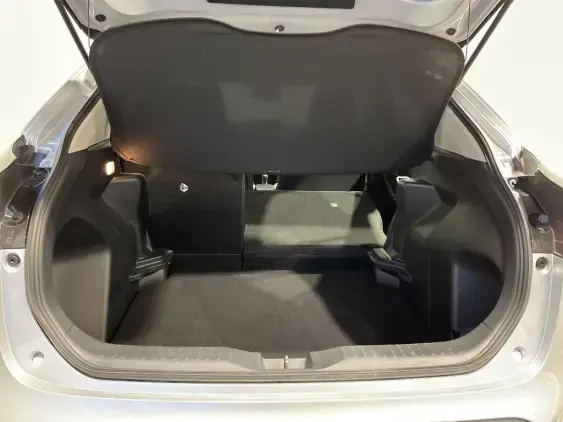 TOYOTA YARIS CROSS I - voiture d'occasion - Photo 16