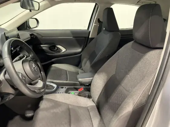 TOYOTA YARIS CROSS I - voiture d'occasion - Photo 18