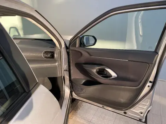 TOYOTA YARIS CROSS I - voiture d'occasion - Photo 20