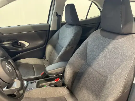 TOYOTA YARIS CROSS I - voiture d'occasion - Photo 18