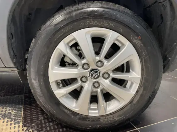 TOYOTA YARIS CROSS I - voiture d'occasion - Photo 24