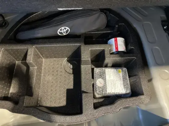 TOYOTA YARIS CROSS I - voiture d'occasion - Photo 17