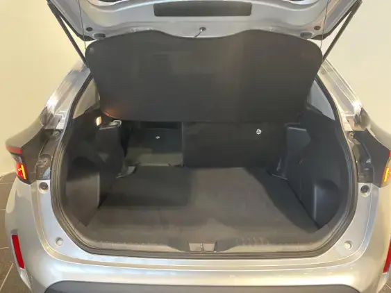 TOYOTA YARIS CROSS I - voiture d'occasion - Photo 16