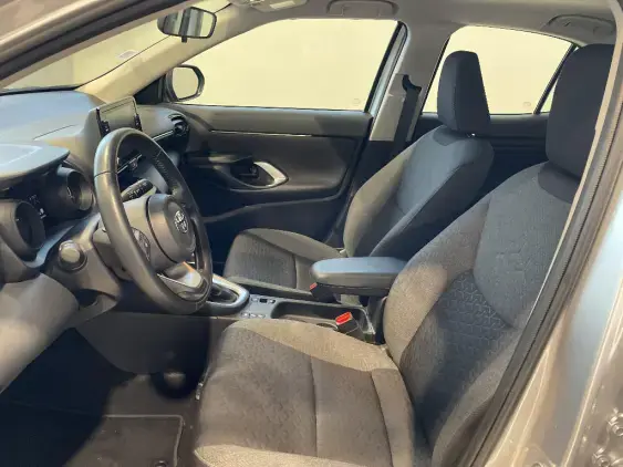 TOYOTA YARIS CROSS I - voiture d'occasion - Photo 18