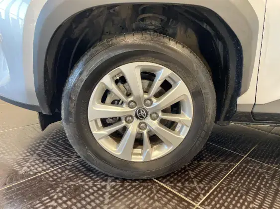 TOYOTA YARIS CROSS I - voiture d'occasion - Photo 23