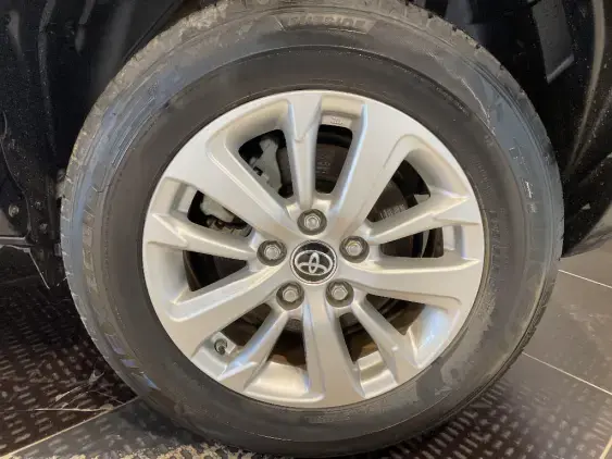 TOYOTA YARIS CROSS I - voiture d'occasion - Photo 24