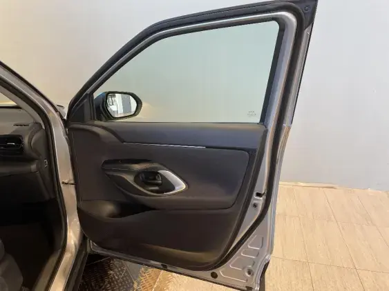 TOYOTA YARIS CROSS I - voiture d'occasion - Photo 20