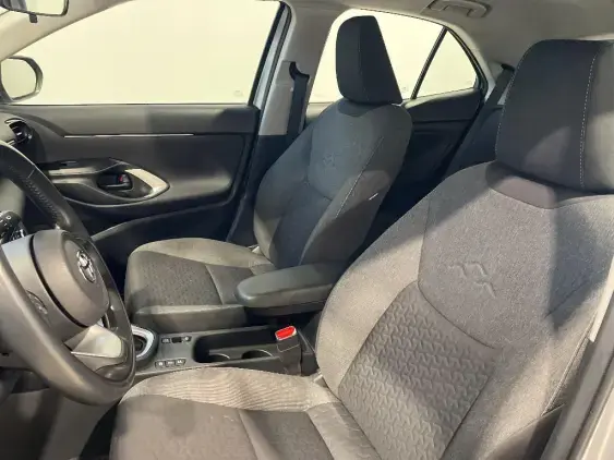 TOYOTA YARIS CROSS I - voiture d'occasion - Photo 18