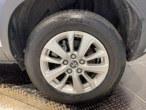 TOYOTA YARIS CROSS I - voiture d'occasion - Photo 24