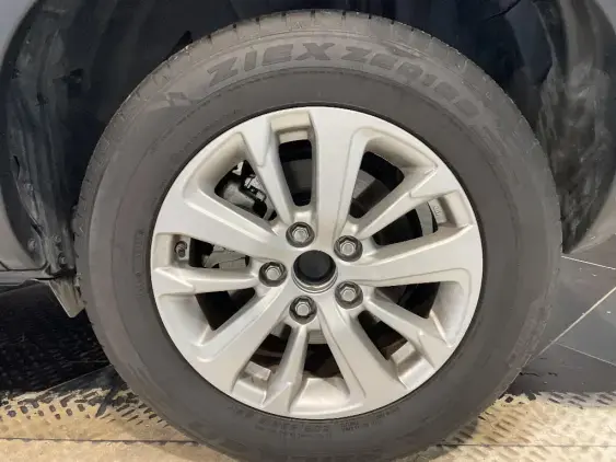 TOYOTA YARIS CROSS I - voiture d'occasion - Photo 24