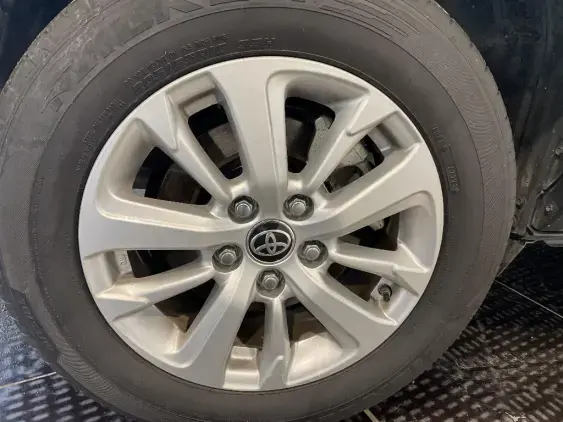 TOYOTA YARIS CROSS I - voiture d'occasion - Photo 25