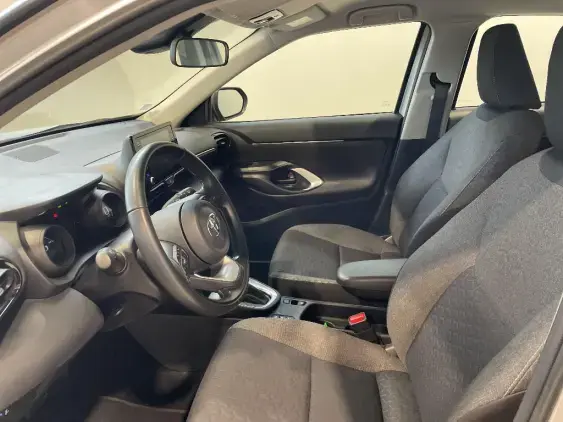 TOYOTA YARIS CROSS I - voiture d'occasion - Photo 18