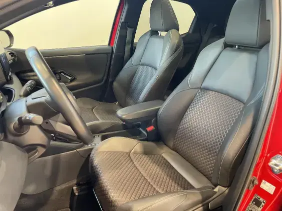 TOYOTA YARIS IV - voiture d'occasion - Photo 18