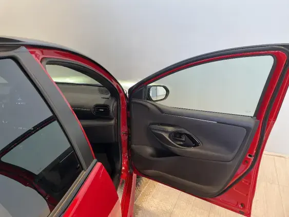 TOYOTA YARIS IV - voiture d'occasion - Photo 20