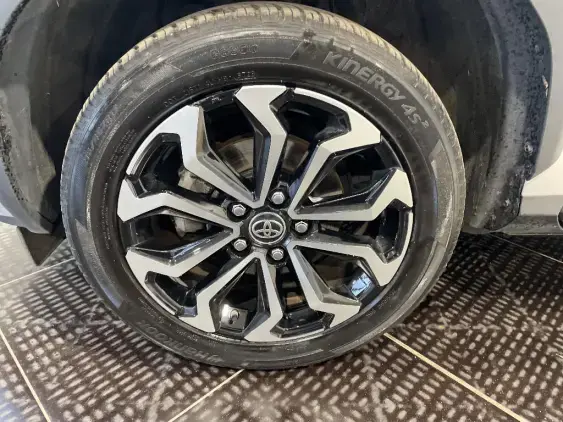 TOYOTA YARIS CROSS I - voiture d'occasion - Photo 23