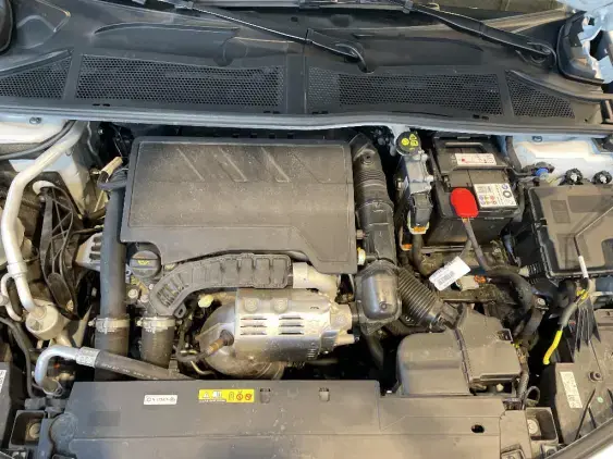 OPEL ASTRA L - voiture d'occasion - Photo 21