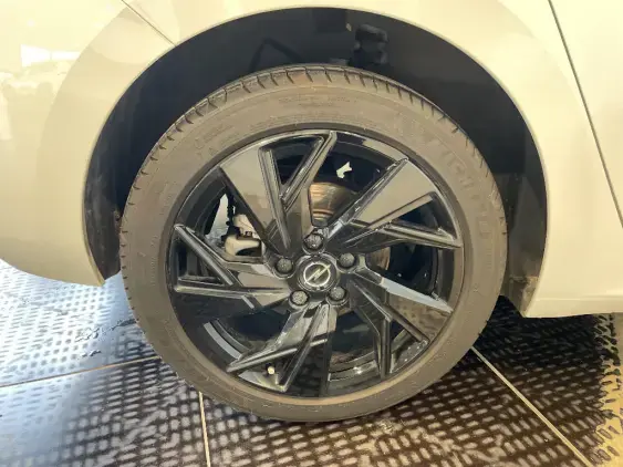 OPEL ASTRA L - voiture d'occasion - Photo 25