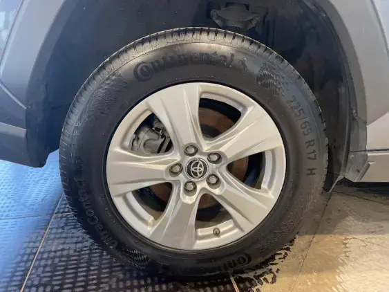 TOYOTA RAV4 V - voiture d'occasion - Photo 25