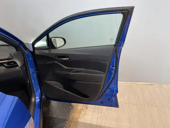 TOYOTA C-HR - voiture d'occasion - Photo 20