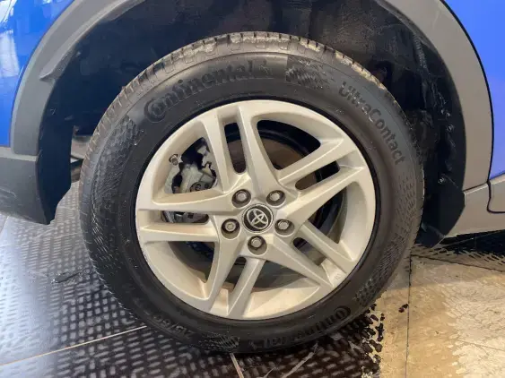 TOYOTA C-HR - voiture d'occasion - Photo 25