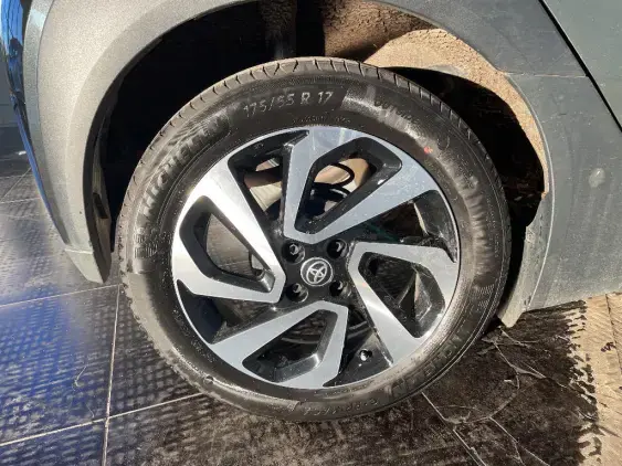 TOYOTA AYGO X - voiture d'occasion - Photo 25