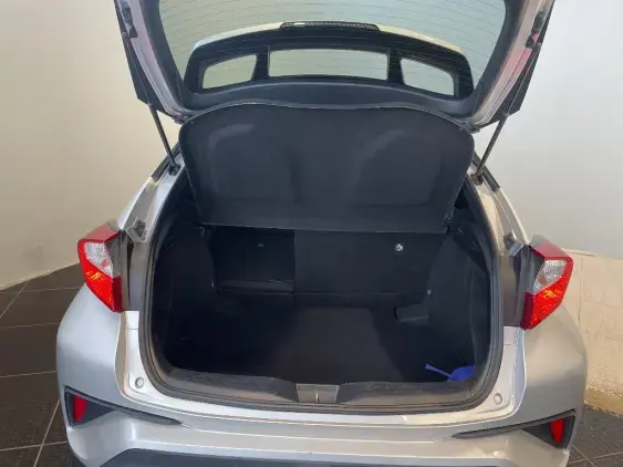TOYOTA C-HR - voiture d'occasion - Photo 16