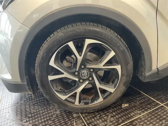 TOYOTA C-HR - voiture d'occasion - Photo 23