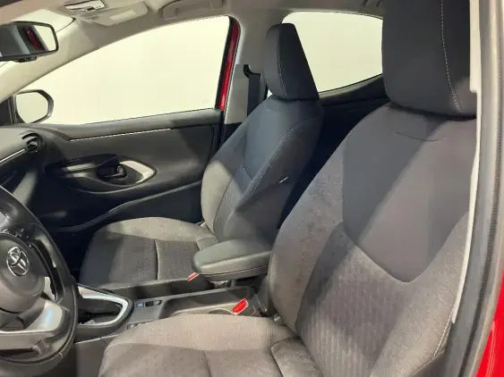 TOYOTA YARIS IV - voiture d'occasion - Photo 18