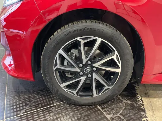 TOYOTA YARIS IV - voiture d'occasion - Photo 23