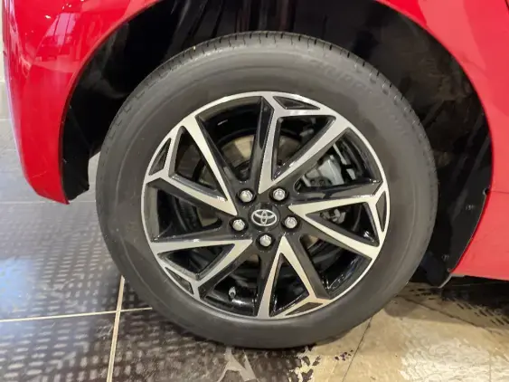 TOYOTA YARIS IV - voiture d'occasion - Photo 25