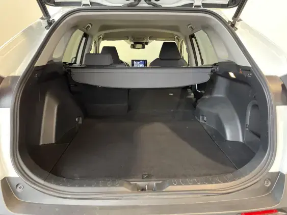 TOYOTA RAV4 V - voiture d'occasion - Photo 16