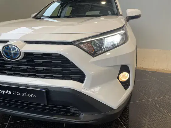 TOYOTA RAV4 V - voiture d'occasion - Photo 21