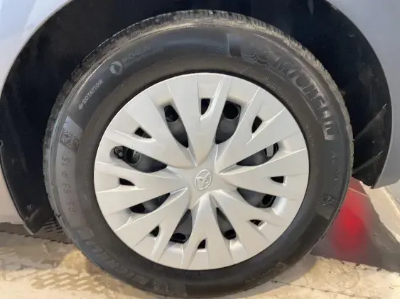 TOYOTA YARIS IV - voiture d'occasion - Photo 24