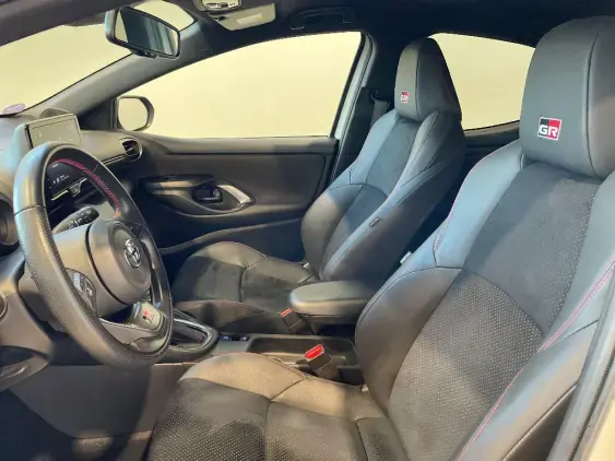 TOYOTA YARIS IV - voiture d'occasion - Photo 18