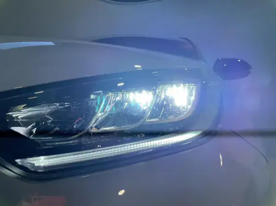 TOYOTA YARIS IV - voiture d'occasion - Photo 22