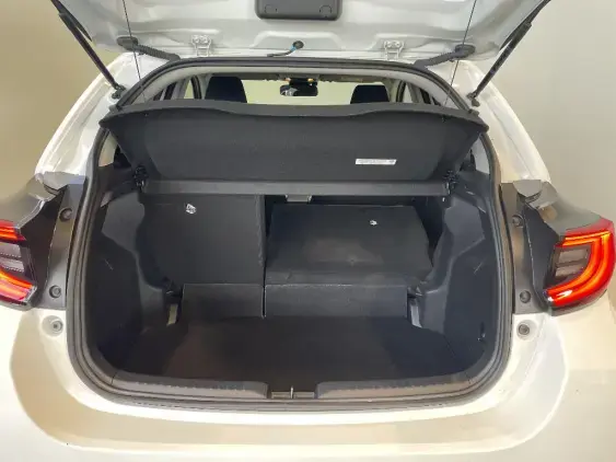 TOYOTA YARIS IV - voiture d'occasion - Photo 16