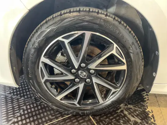 TOYOTA YARIS IV - voiture d'occasion - Photo 23