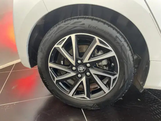 TOYOTA YARIS IV - voiture d'occasion - Photo 25