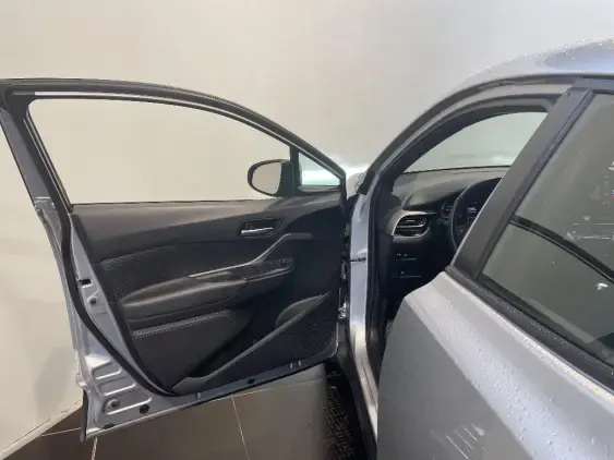 TOYOTA C-HR - voiture d'occasion - Photo 19