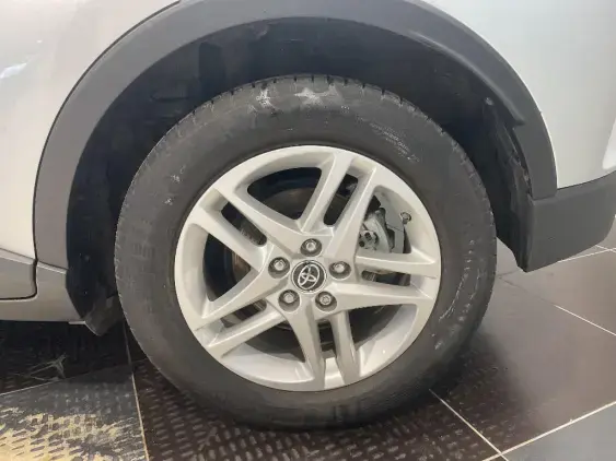 TOYOTA C-HR - voiture d'occasion - Photo 24