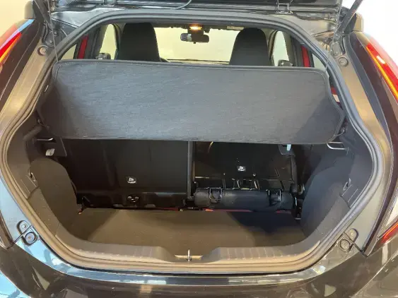 TOYOTA AYGO X - voiture d'occasion - Photo 16