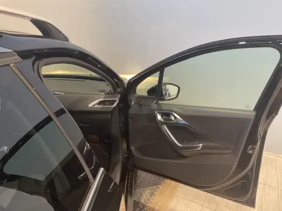 PEUGEOT 2008 - voiture d'occasion - Photo 20